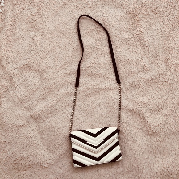 Express Handbags - Express Quilted small Shoulder Bag